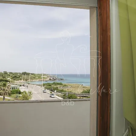 לינה וארוחת בוקר Balconi Sul Mare אוטרנטו